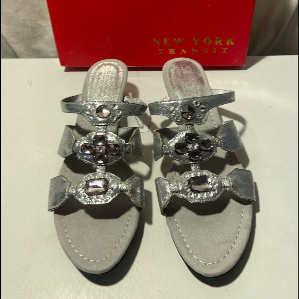 NewYork Transit silver low wedge sandals size 8,5 NIB